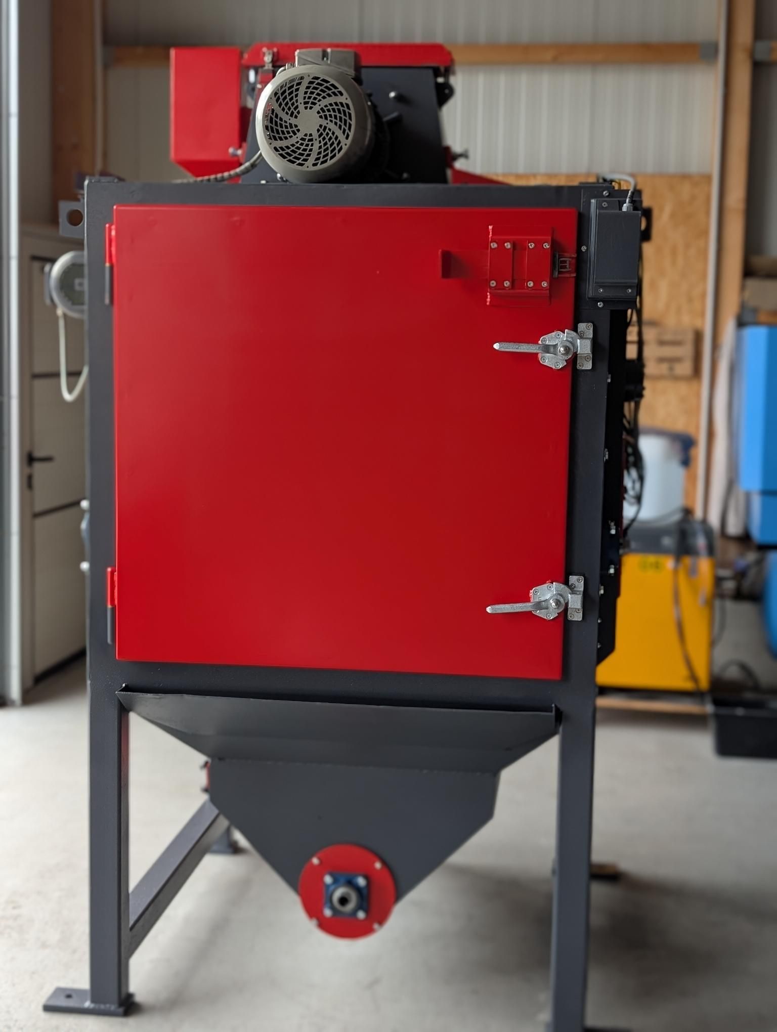 Rösler Muldenbandstrahlanlage generalüberholt