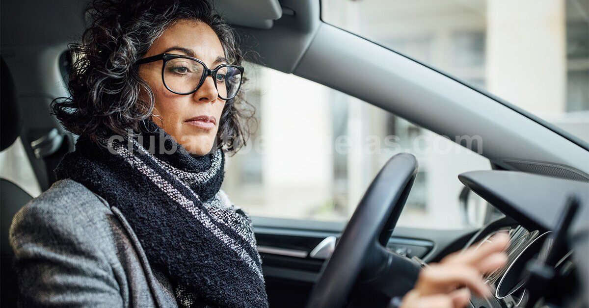 Obligación de la empresa de comprarte unas gafas nuevas