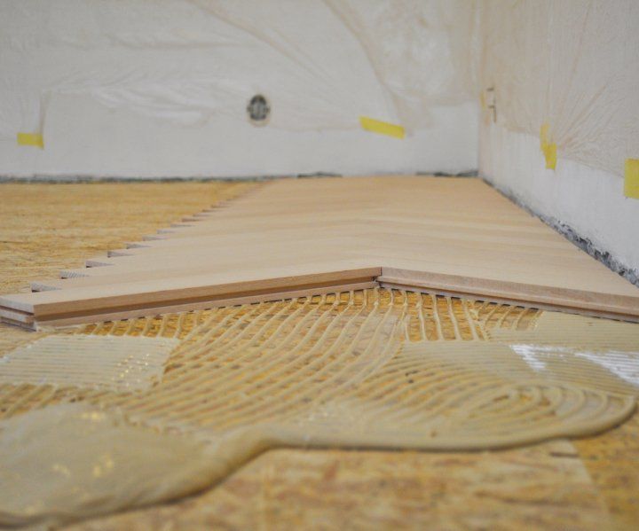 Pegamento poliuretano MS para tarimas y parquet