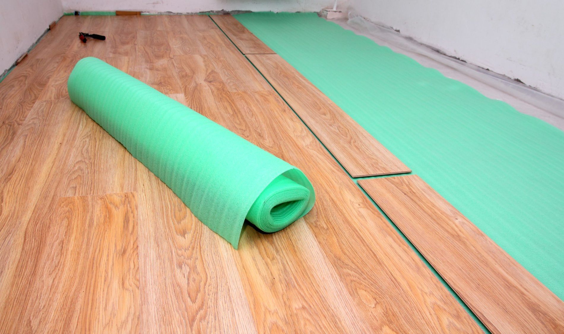 Tarima Flotante Laminada: Moreno Comercial