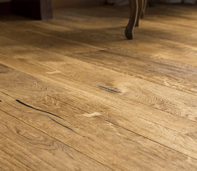 Tarima flotante de roble rustico: proveedor