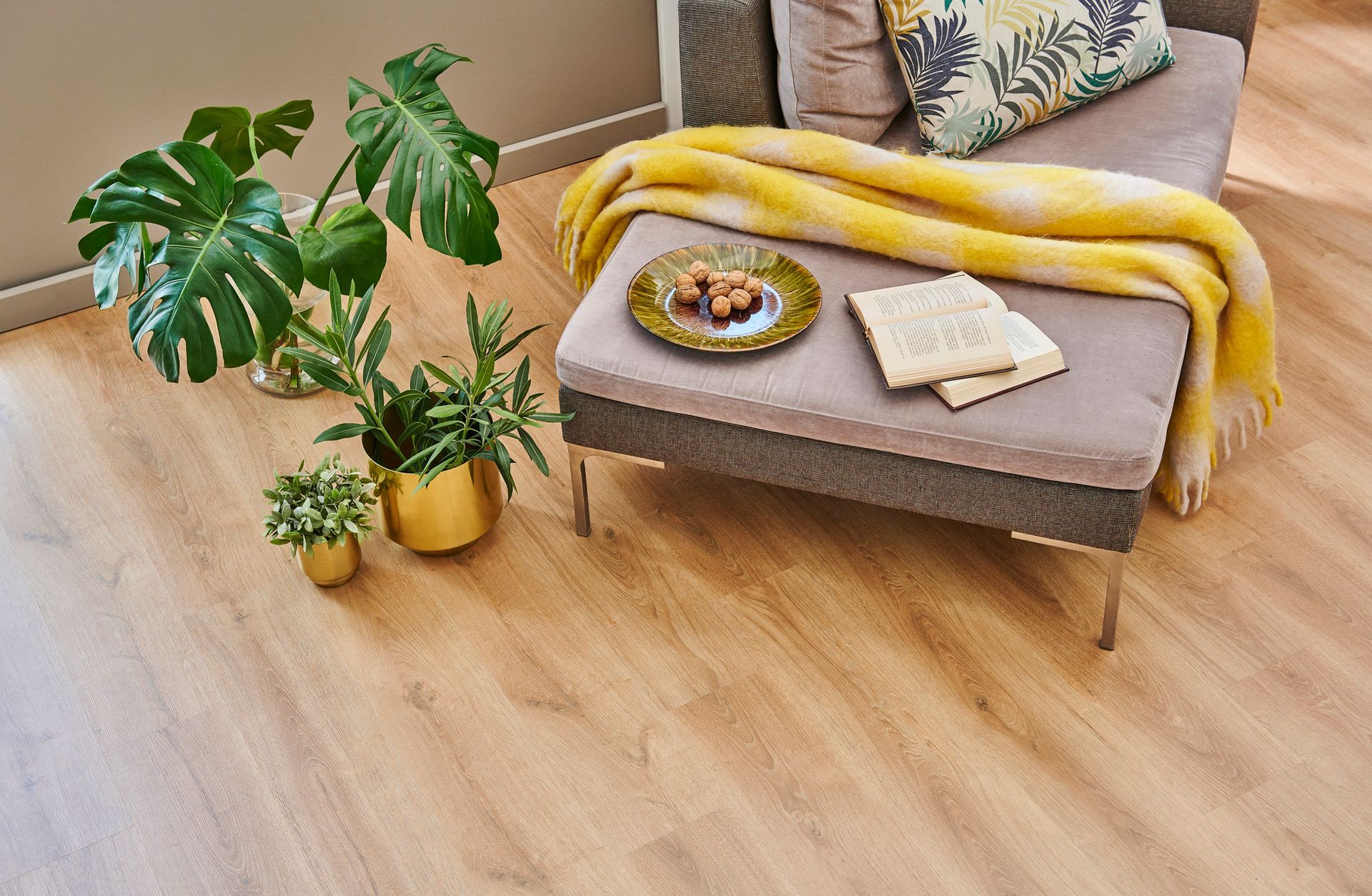 Naturaland suelos y tarimas de vinilo con soporte SPC