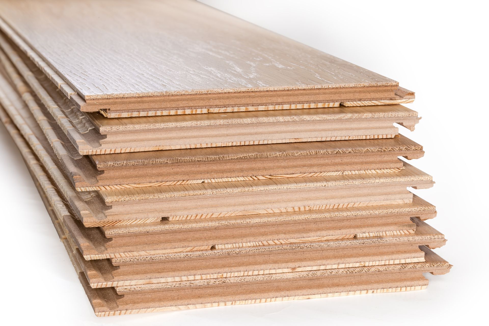 Proveedor de tarimas y parquet