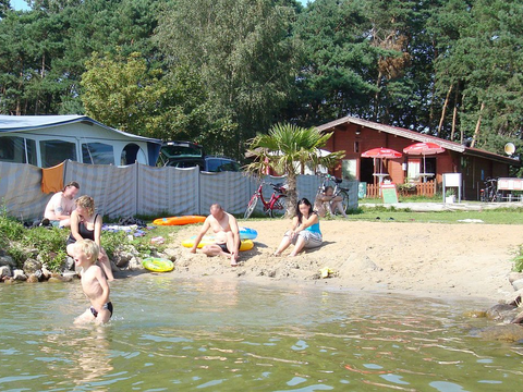 Camping am See Alt Schwerin Strand am Plauer See
