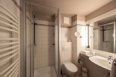 Hausrenovierung Maler Dirk List Hannover, Bad Renovierung