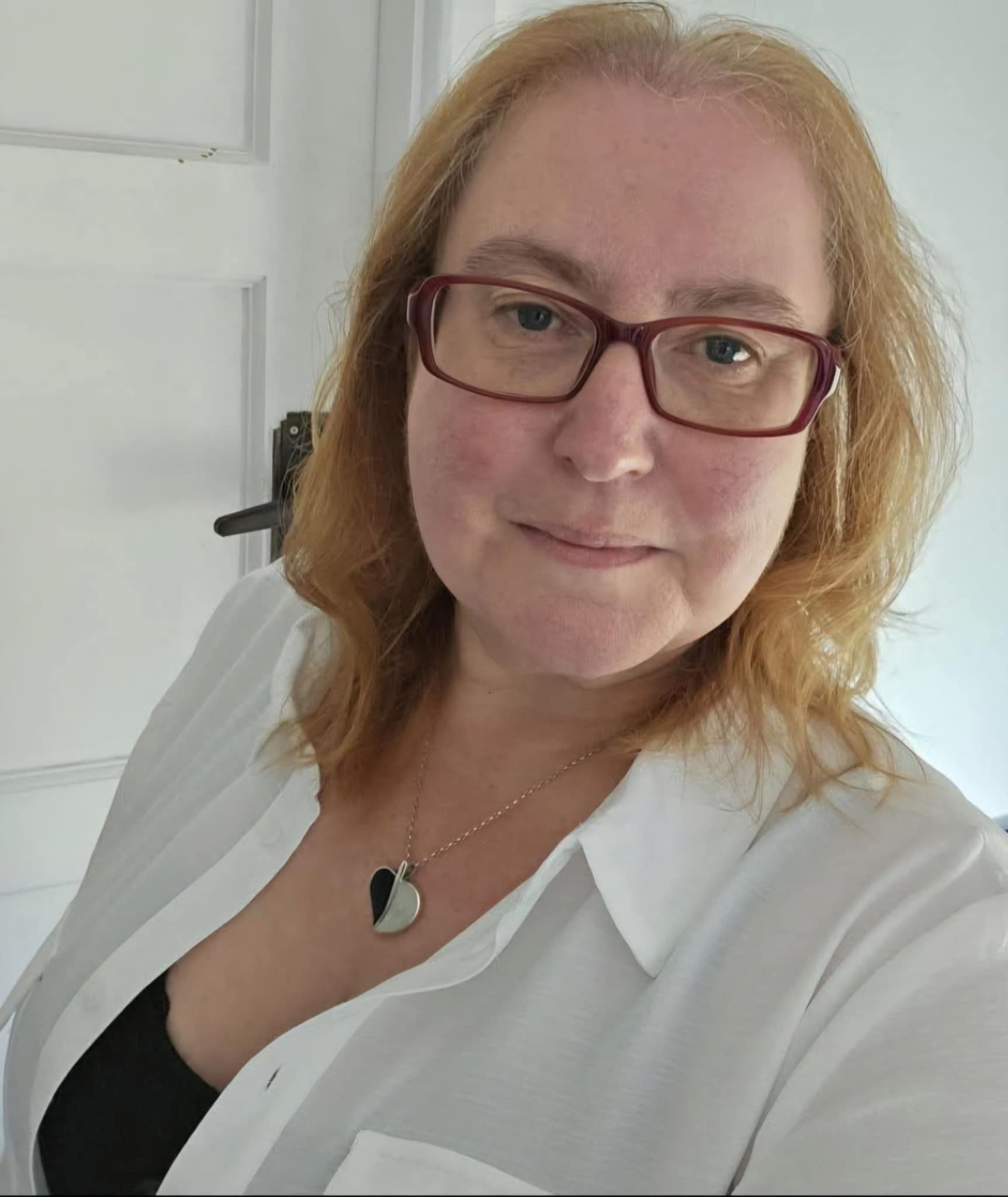 nicola obrien love your feet podiatrist frinton podiatry