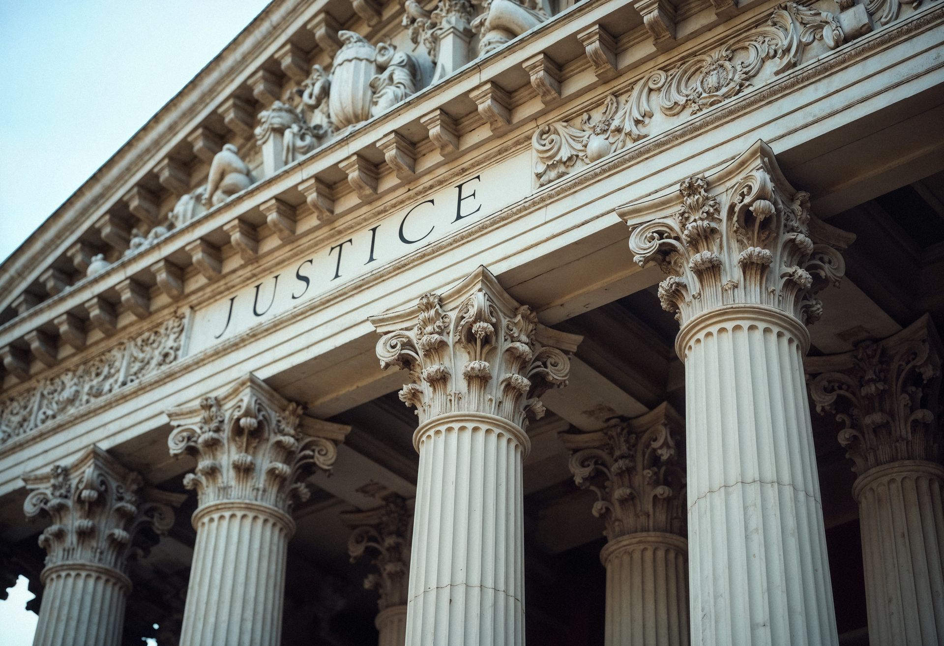 Les piliers du référencement local pour les avocats Les piliers du référencement local pour avocat