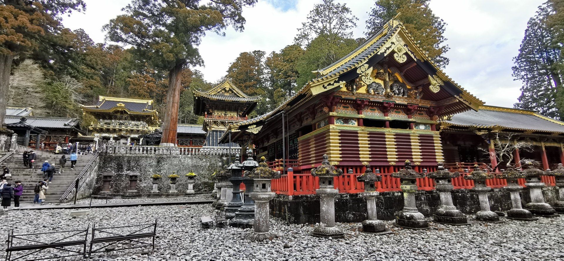 Nikko; Toshogu-Schrein;  Japan-Reise; Japan-Rundreise; Japan-Gruppenreise; Japan-Bahnreise; www.japan-tours.de