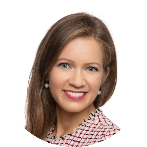 Headshot of a smiling Siri