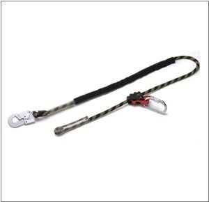 CUERDA REGULABLE CON REGULADOR Y MOSQUETONES STEELPRO 1888-CURM PRO