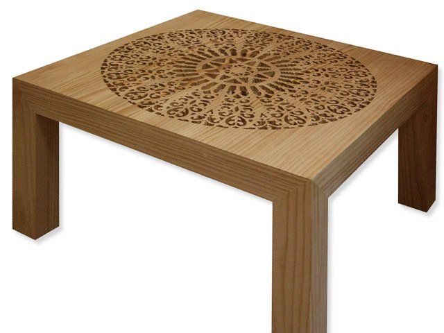 mesas con celosias decorativas