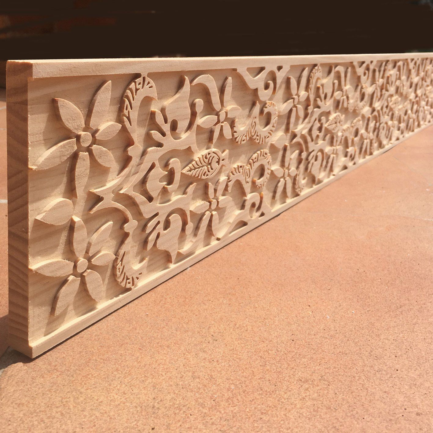 cenefas talladas de madera