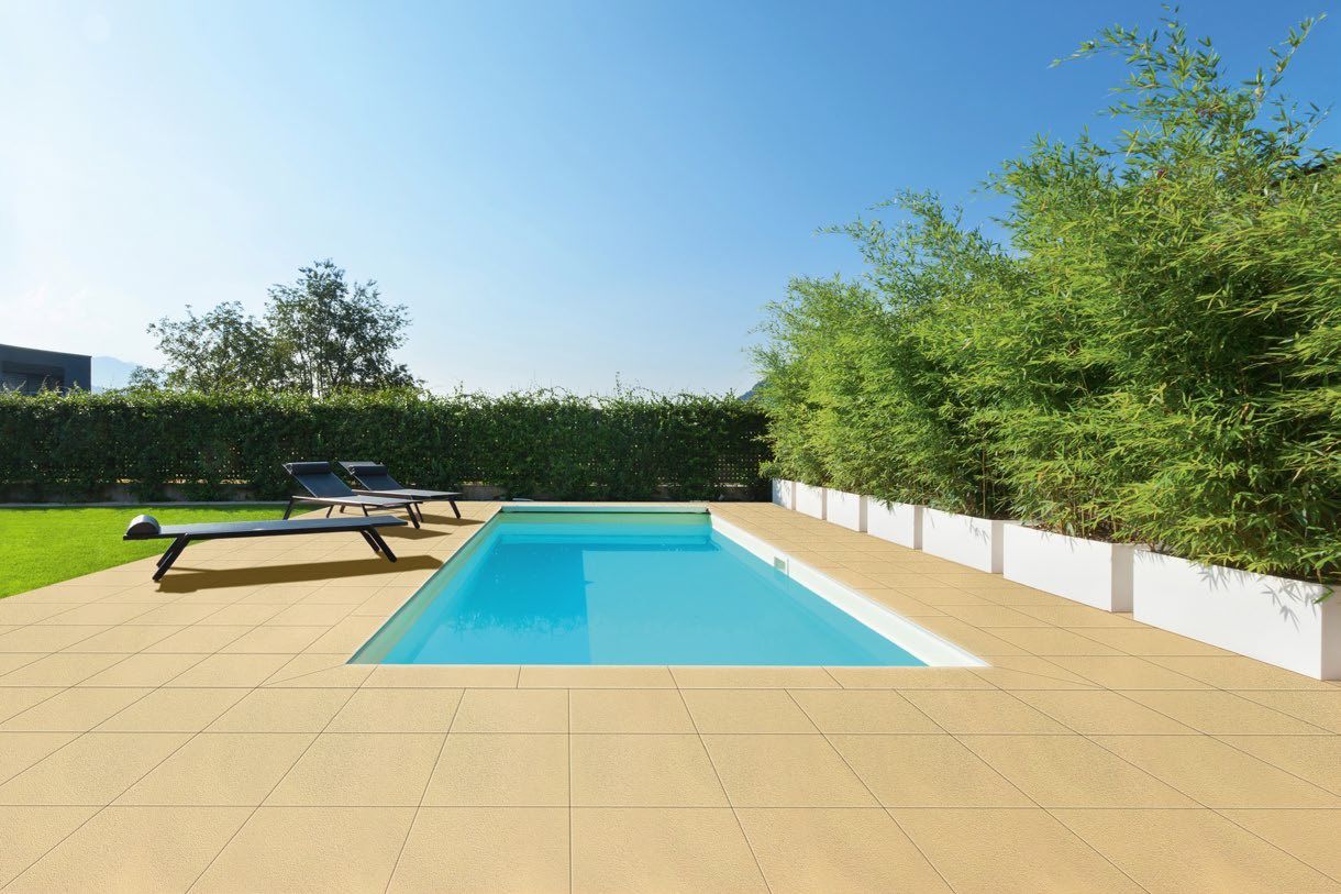 Schwimmbadbau mit Schalungssteinen