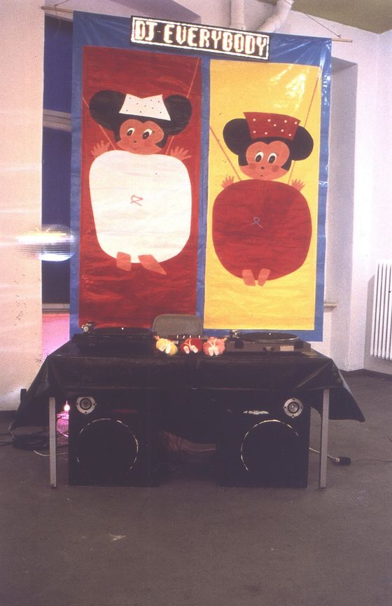 installation view smells like teen spirit, allgirls gallery, berlin