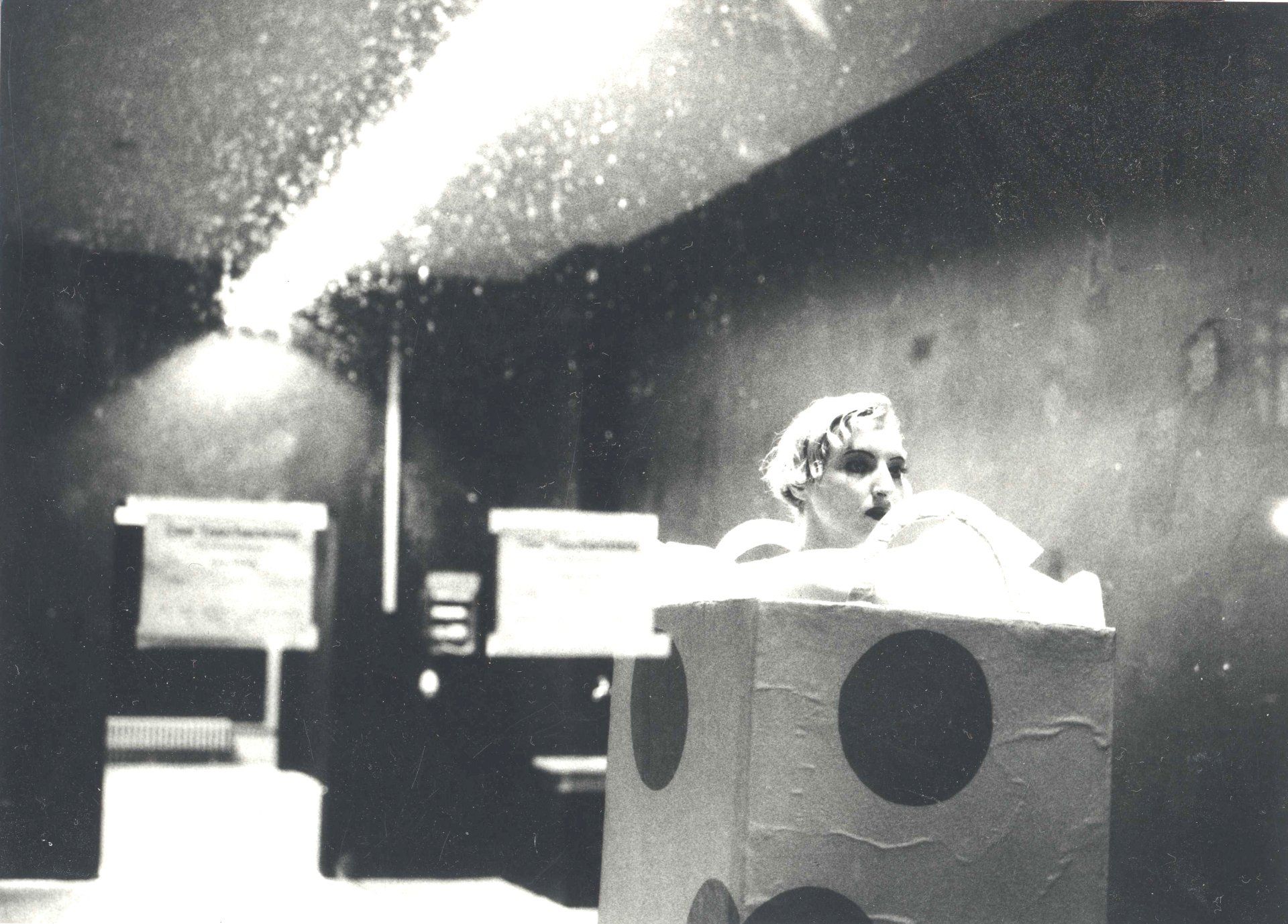 Das Taschenkleid, SOMA,1995, Berlin-Kruezberg, Foto: Anja Rechenbach