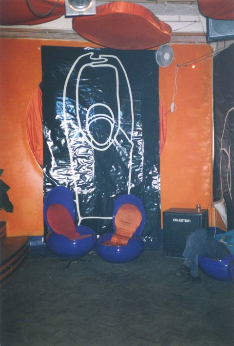 Stretching, Boudouir, 1996