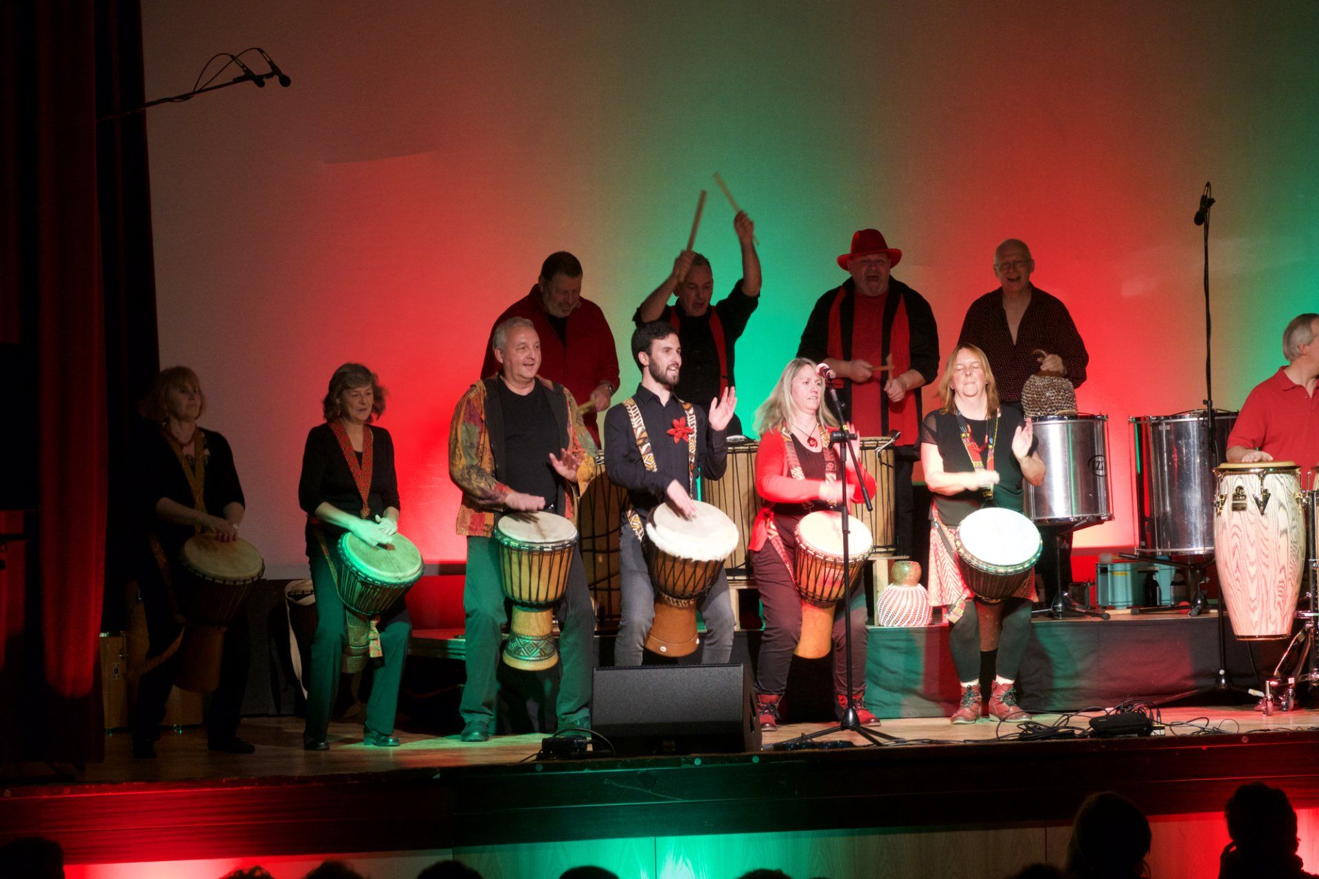 Über mich .... Über mich ....