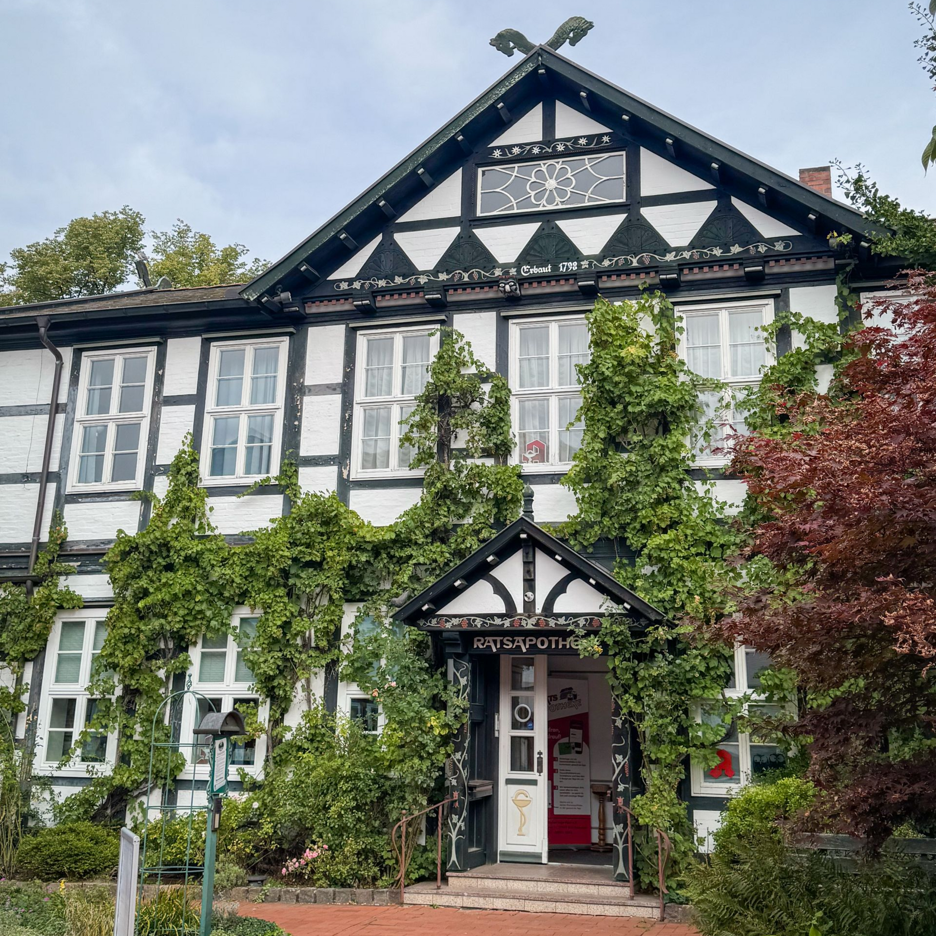 Blick auf die alte Ratsapotheke