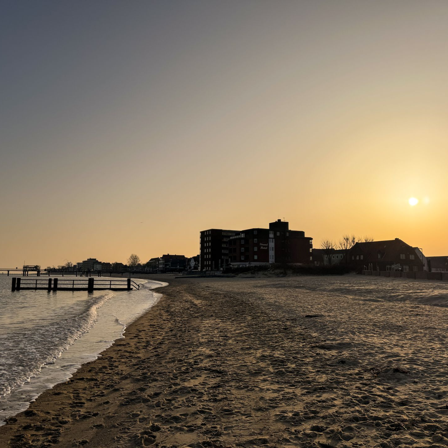 Schleswig-Holstein Tipp Blick auf den Hundestrandbereich in Wyk