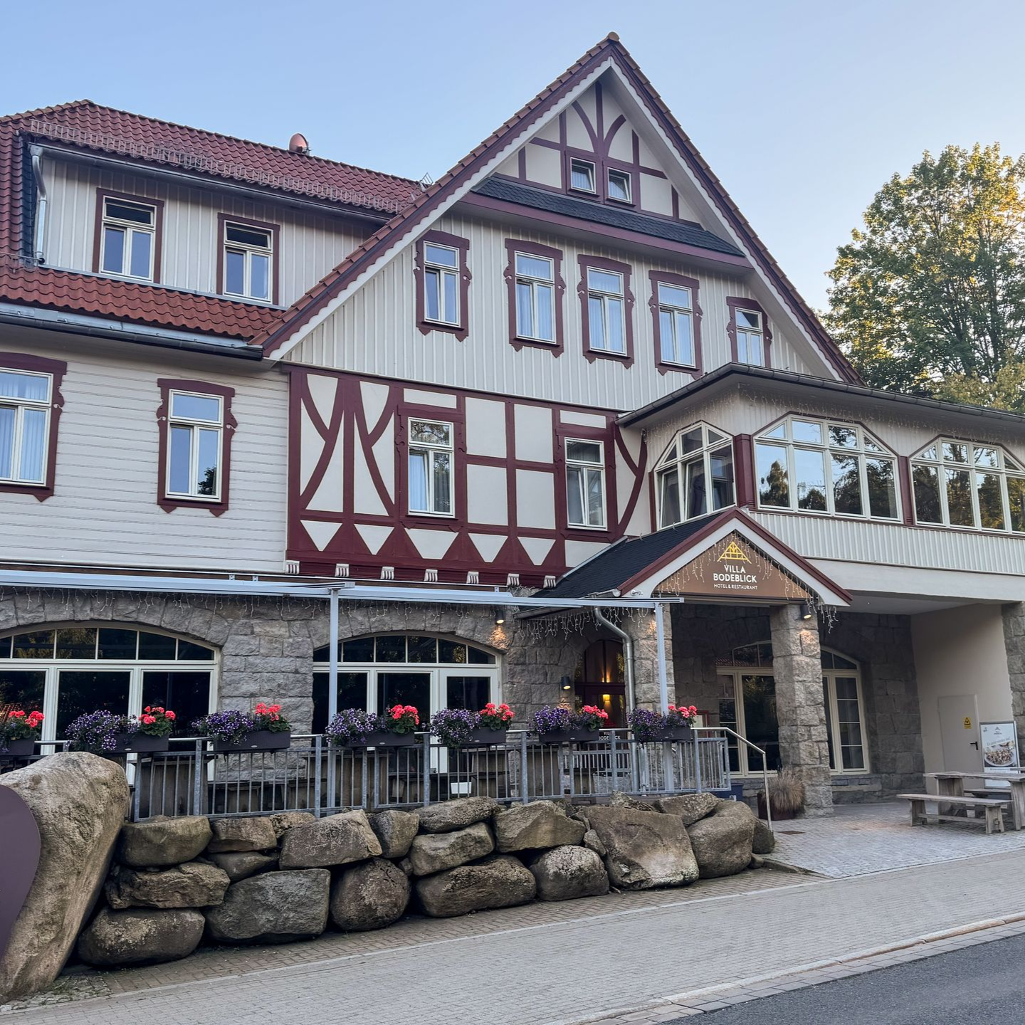 Blick auf die Villa Bodeblick