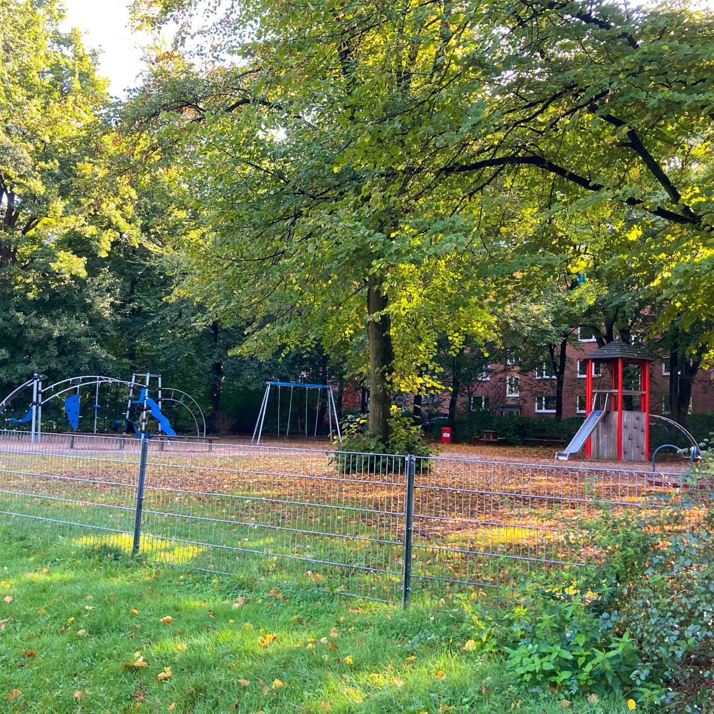 Spielplatz an der Osterbek Dulsberg Hamburg mit Kindern