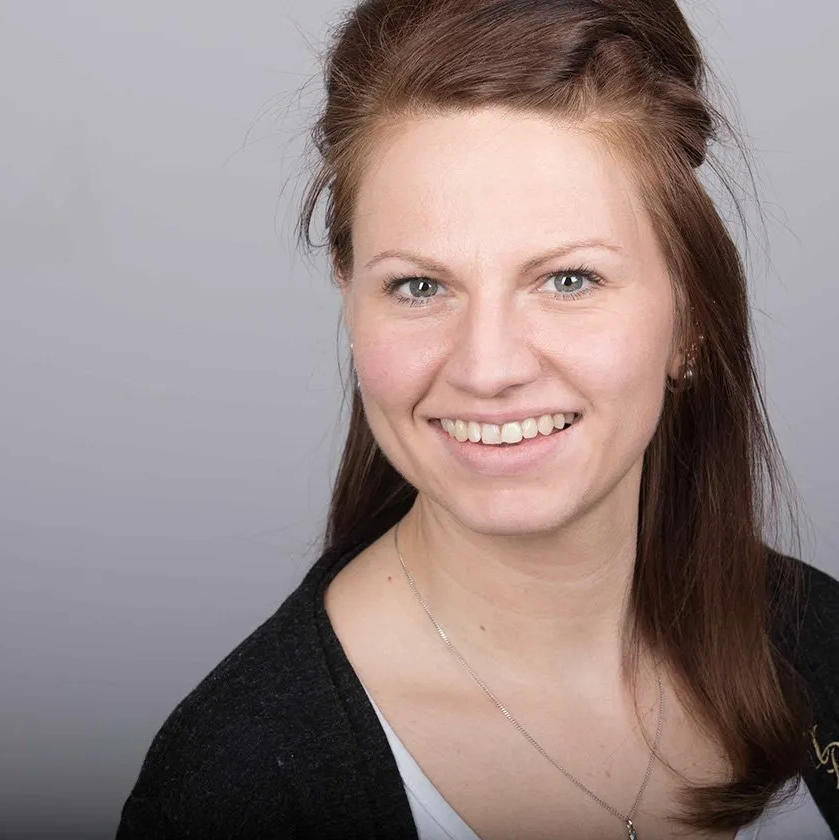 Amrei Plettke, erfolgreiche Traurednerin Referenz Trauredner-Ausbildung