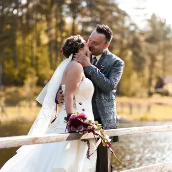 Tini & Stephan, glücklich verheiratet Referenz Jennifer Krawehl freie Trauung