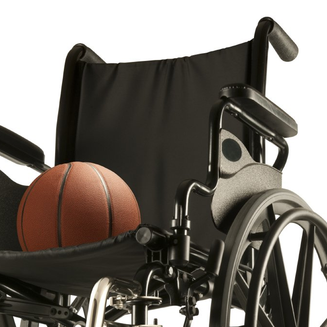 AKBN Kundin im Rollstuhl am Meer Frau im Rollstuhl am Meer