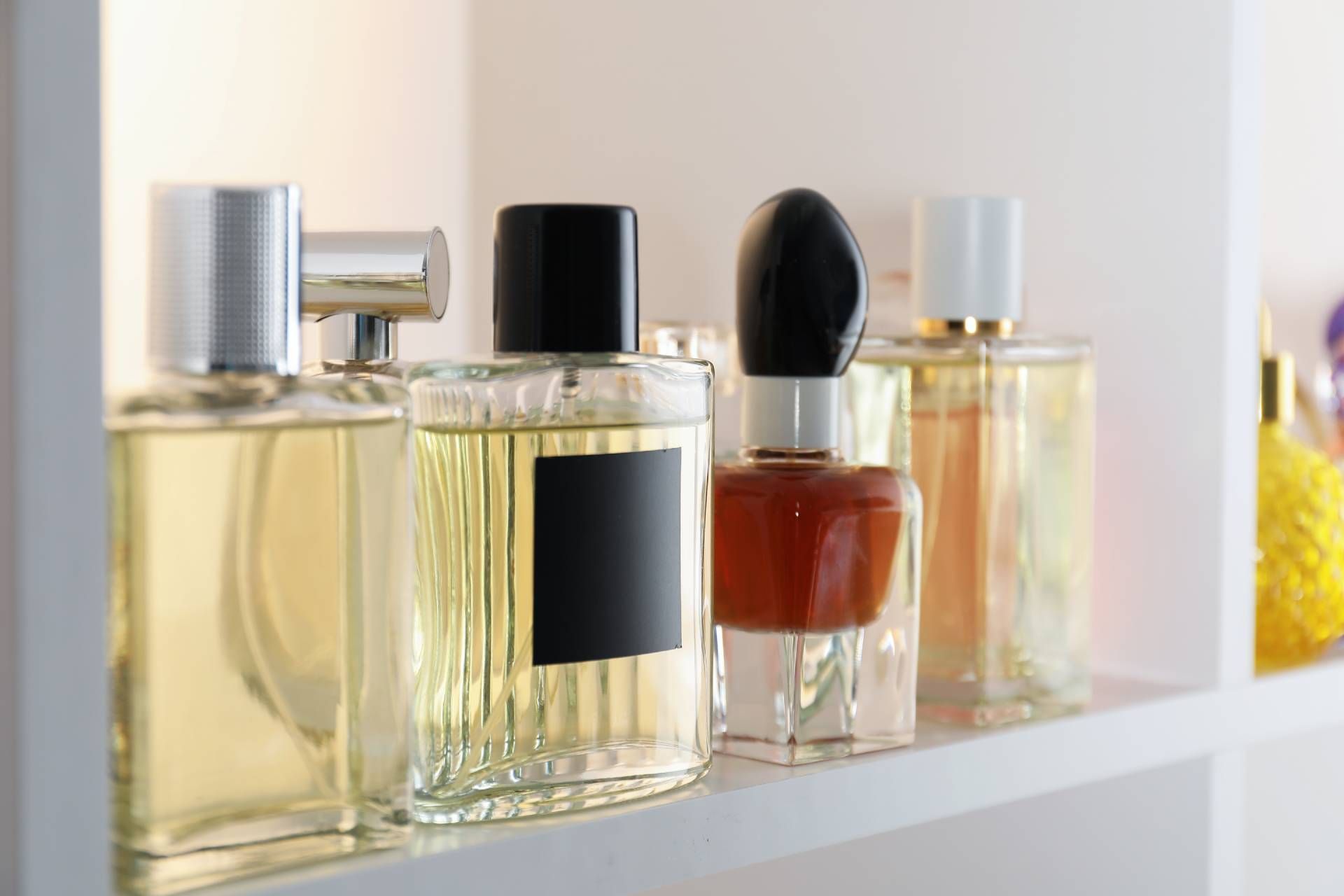 Flacons de parfum divers