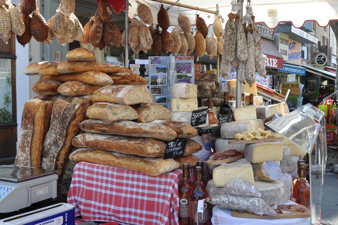 Fromage de Banon, Miel de lavande, Truffes, Herbes de Provence... Miel, lavande, truffe, herbes de Provence, fromage et produits du terroir de Provence
