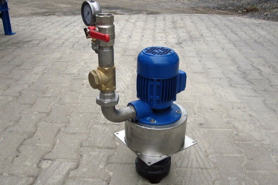 Kleine Rückförderstation für Einbau in vorhandenen Kratzförderer von ISYKO Filtersysteme Rückförderstation, Hebestation von ISYKO Filtersysteme