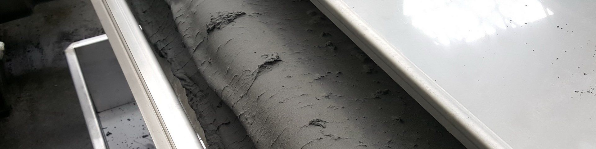 filterkuchen, schmutzaustrag, filtervlies, 4d-filtration, ©ISYKO-Filtersysteme