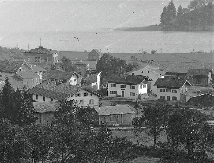 Bäckerei Weinhart Schliersee vor 1900, vor dem Um- und Anbau, Schlierseer Kindl