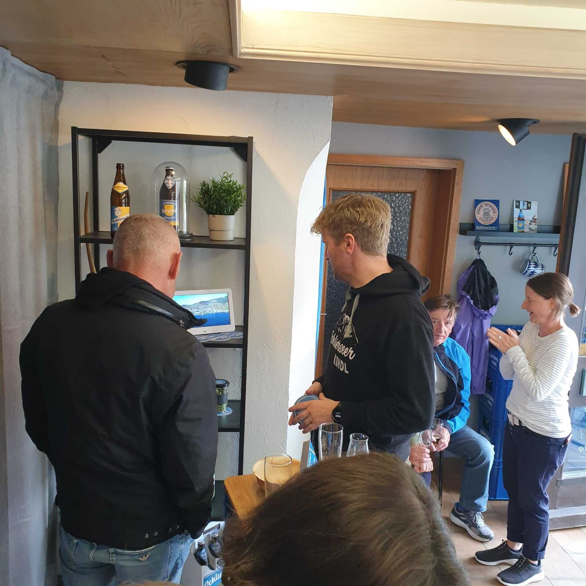 Große Auswahl zum kleinen Preis bei der Eröffnungsfeier Schlierseer Kindl