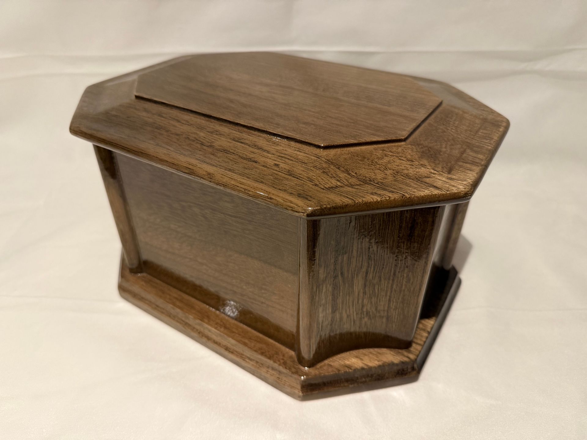 Mahogany wooden ashes casket