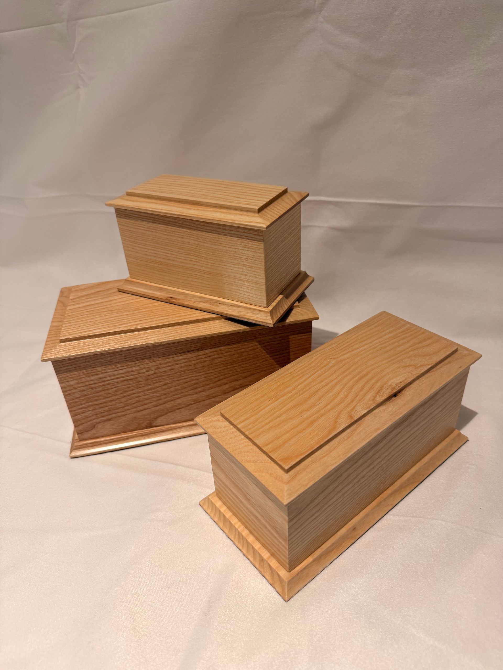 Wooden keepsake oak ashes caskets