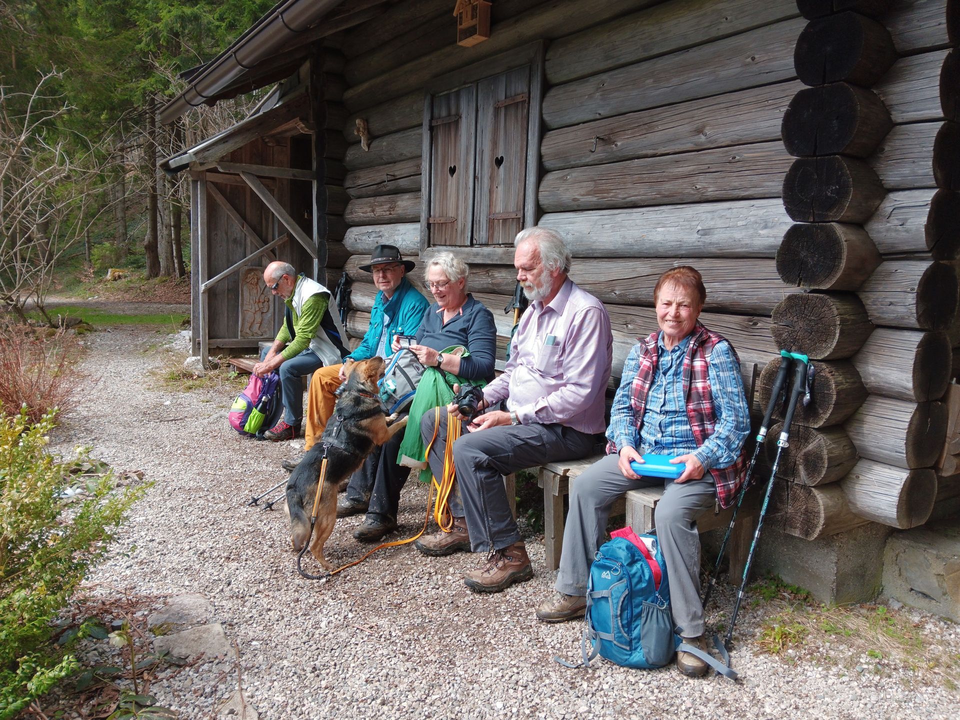 Ausruhen an der Steintalhütte