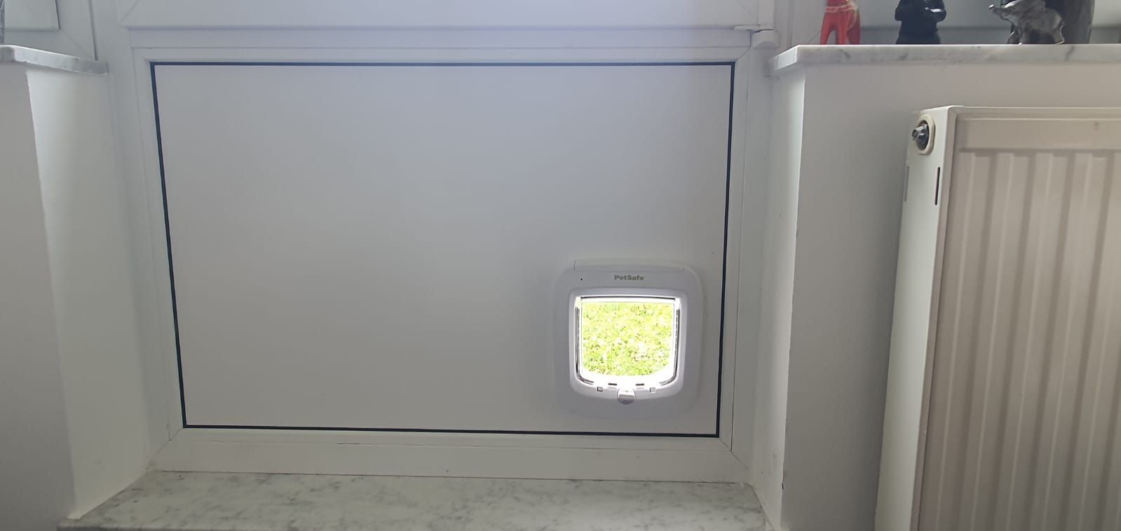 Katzenklappe in Fenster Ganzglasausführung mit Katzenklappe, Katzenklappe in Glas, Katzenklappe in Fenster