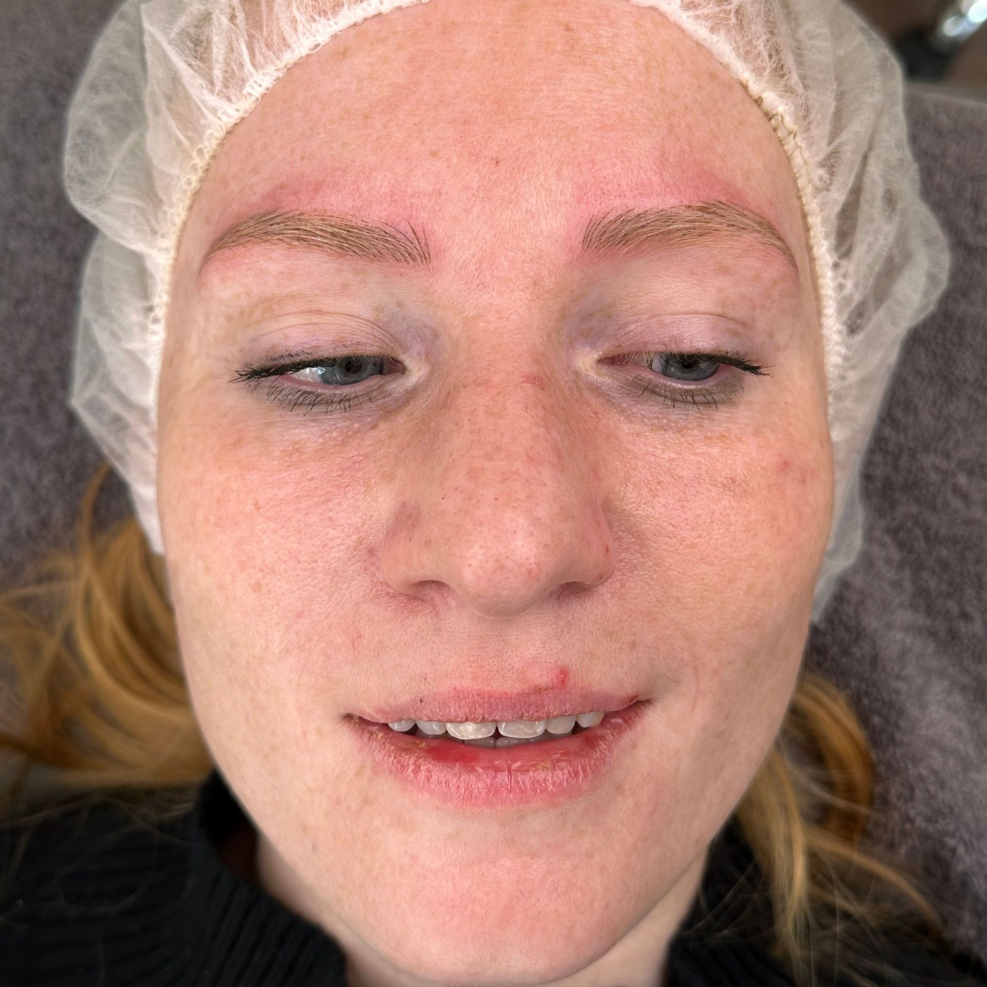 Microblading entfernen? PMU Remover in Kosmetik Potsdam bietet die Lösung.