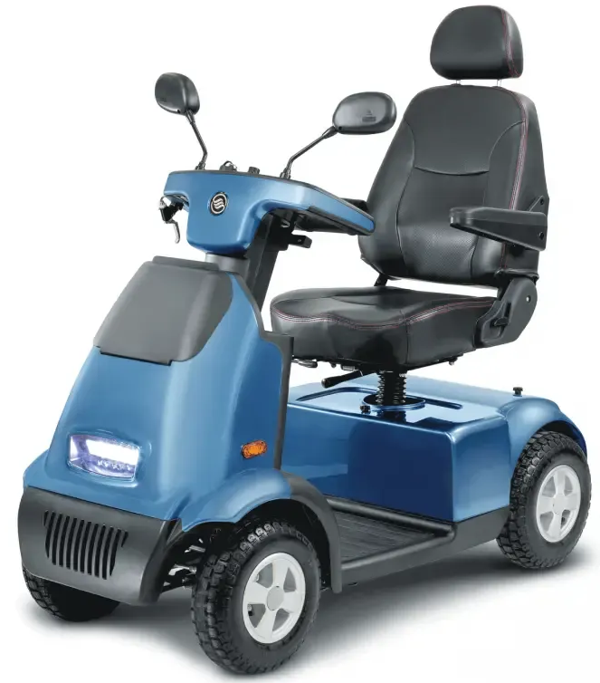 Scooter électrique Brise C 4 Mobility scooter Le Brise C4 vient étoffer l’offre des scooters Afikim. Construit sur l’héritage prouvé des modèles Brise 3 et 4, ce nouveau scooter de taille moyenne , apporte un nouveau design, un nouveau confort (siège orthopédique pivotant à 360°), une sécurité accrue avec un système de freinage à disque. Pour agrémenter votre conduite , un cadran à aiguille affiche toutes les informations appropriées. Agrément de conduite, fiabilité et sécurité sont toujours au rendez-vous.