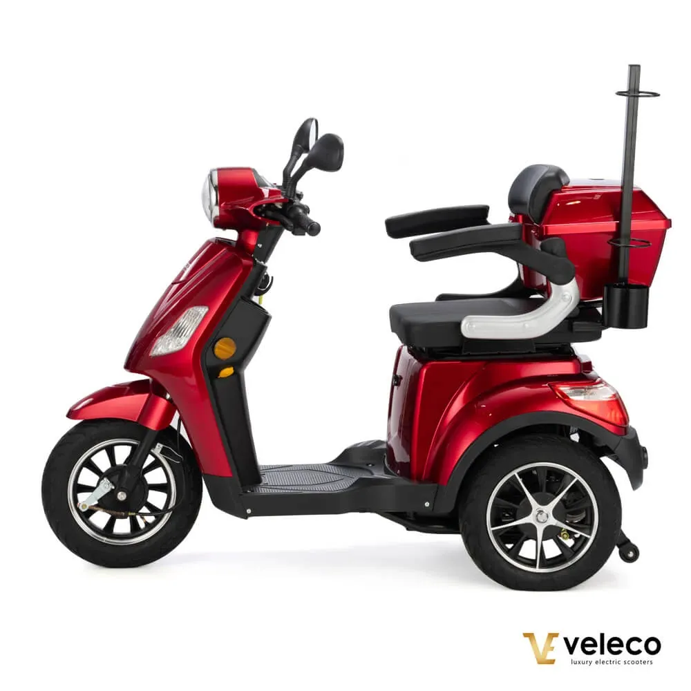 Scooter électrique haut de gamme pour PMR et seniors. Confort, style et performance réunis dans un design moderne.