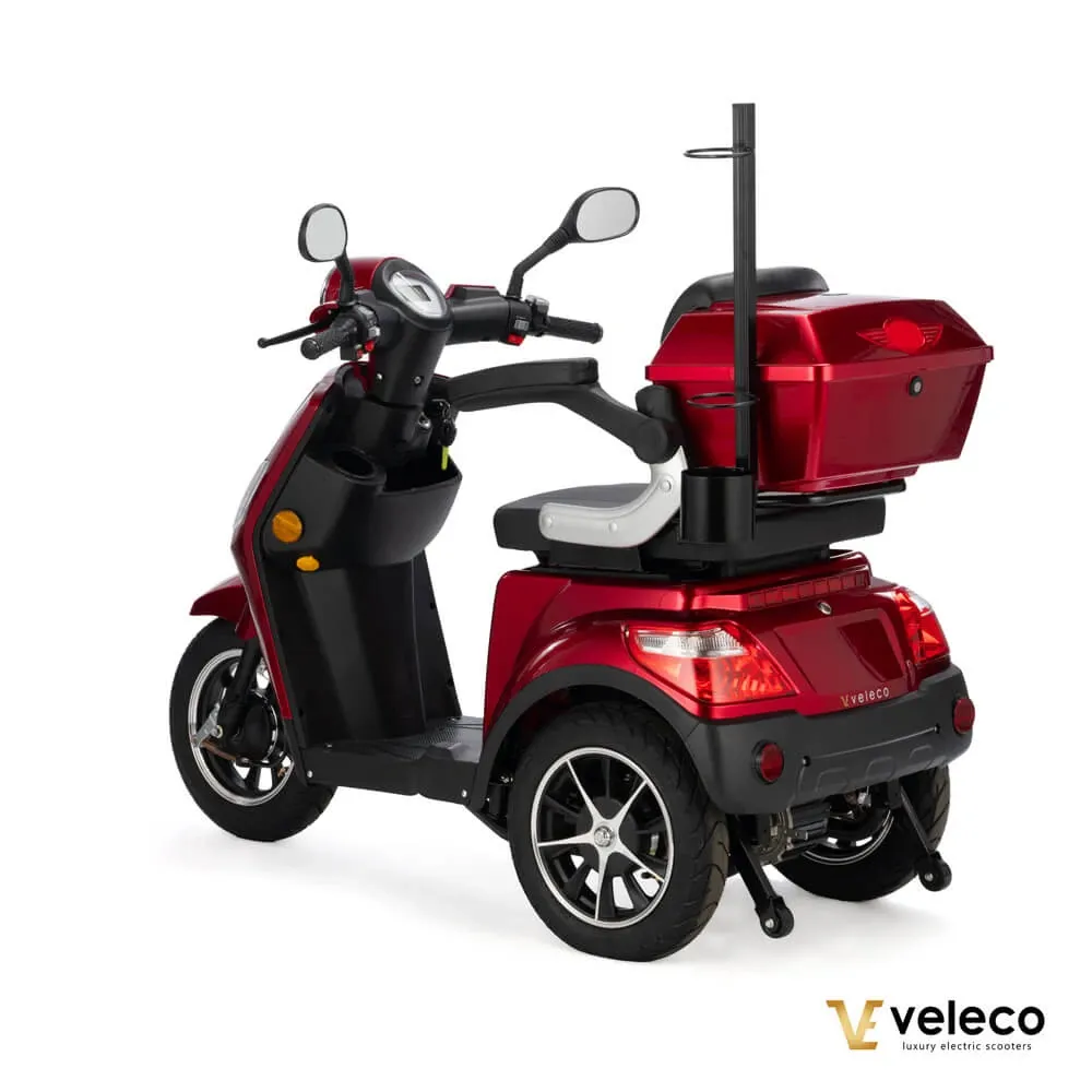 Scooter haut de gamme pour PMR et seniors. Confortable, moderne et sécurisé, avec de nombreuses fonctionnalités pratiques