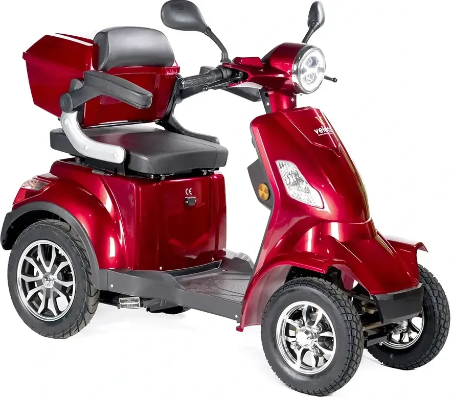 Scooter électrique Faster Veleco : fiable, stable, sûr. Autonomie jusqu'à 60 km, capacité de 160 kg. Idéal pour la mobilité des seniors