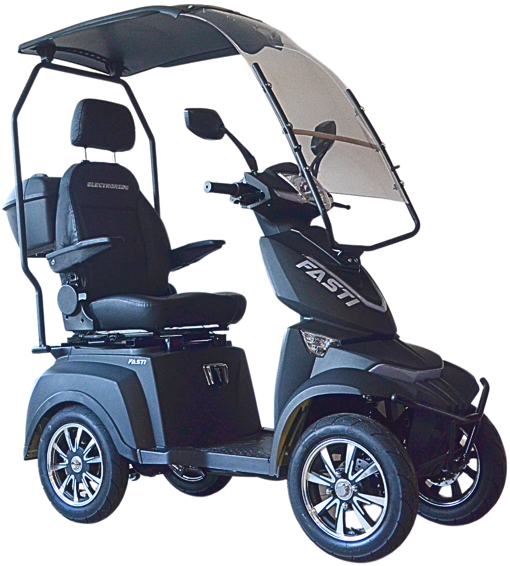 Scooter électrique Fasti Max 4 de couleur gris anthracite, à quatre roues, équipé d'un toit noir et d'un pare-brise transparent, avec un siège confortable et un top case arrière, vu de trois quarts avant.