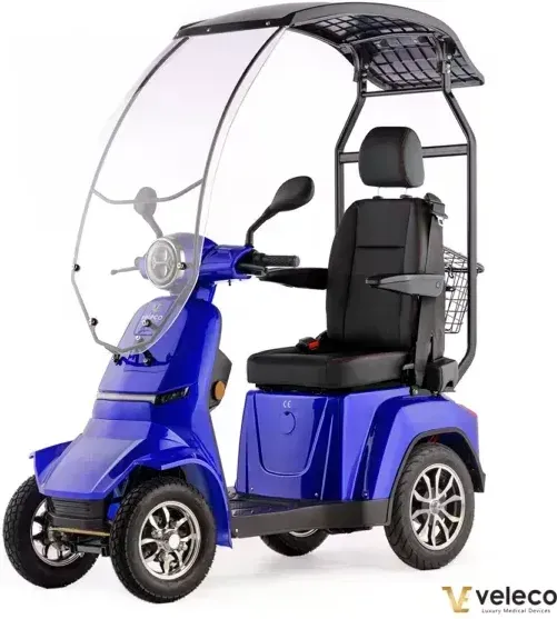 Un scooter électrique à 4 roues avec siège, adapté aux personnes à mobilité réduite, alimenté par une batterie au lithium