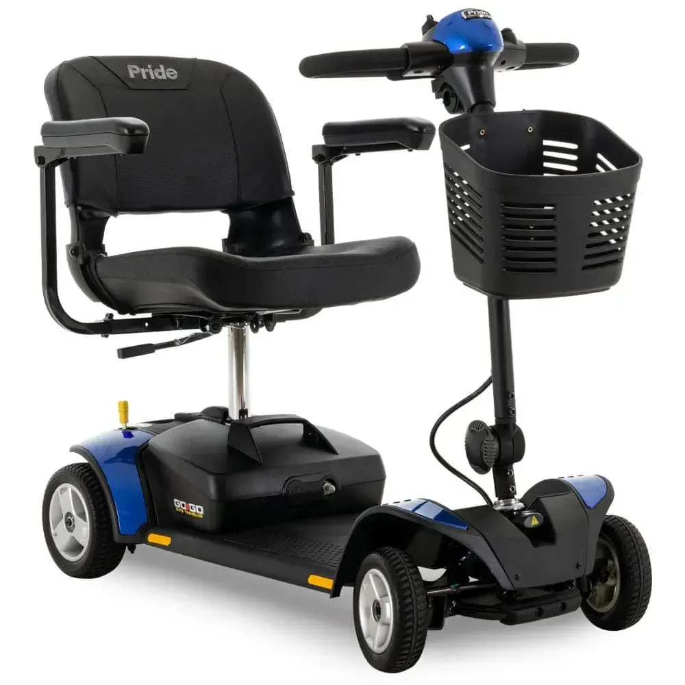 Scooter électrique Pride Go-Go Elite Sport bleu et noir, avec quatre roues, un siège noir, un panier avant et des accents jaunes, conçu pour être démontable et portable.