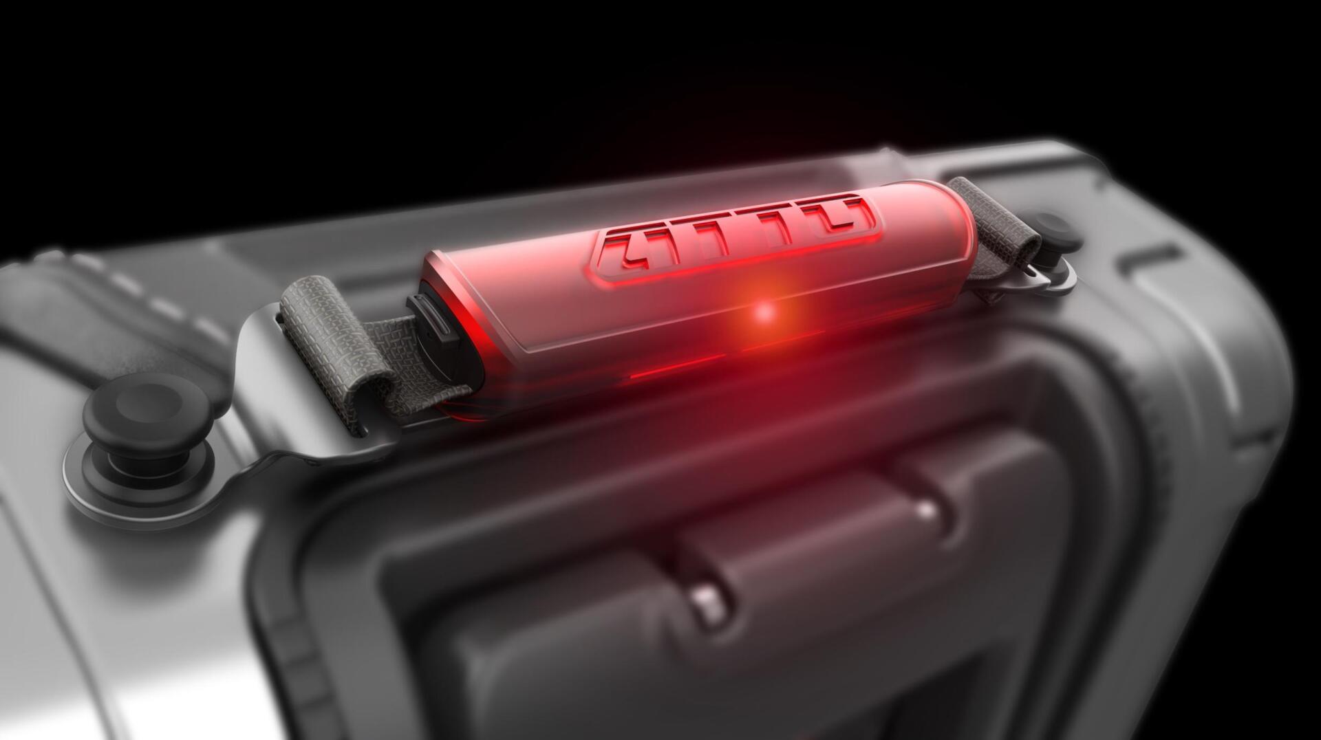 scooter Atto avec réflecteur de lumière arrière scooter Atto avec réflecteur de lumière arrière