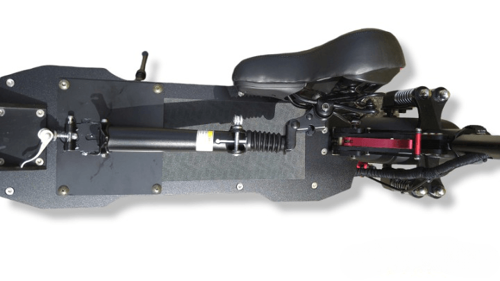 trottinette-electrique-3-roues-hikerboy avec selle dessus