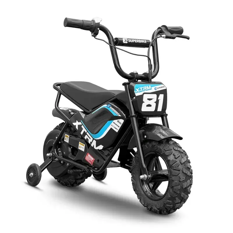 Cette petite moto électrique de 250 W est spécialement conçue pour les enfants à partir de 3 ans.
Grâce à ses roulettes amovibles, elle permet à votre enfant d’apprendre à faire de la moto en toute sécurité, à son rythme.
Équipée d’une batterie 24V, cette moto électrique enfant offre une expérience de conduite ludique et rassurante.
Ses larges roues gonflables garantissent une excellente stabilité et une bonne adhérence sur tous les terrains : herbe, terre ou graviers, rien ne l’arrête !