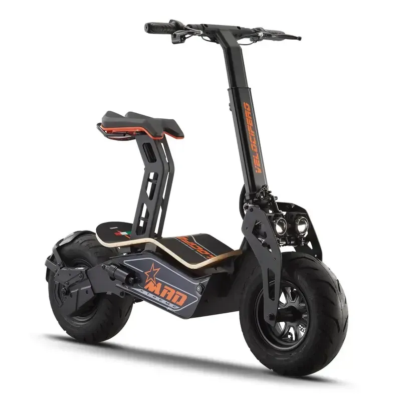 Une trottinette électrique au look affirmé, pliable et prête à affronter tous les terrains.
Urbaine, nerveuse et agile, elle est conçue pour se faufiler partout avec style et caractère.